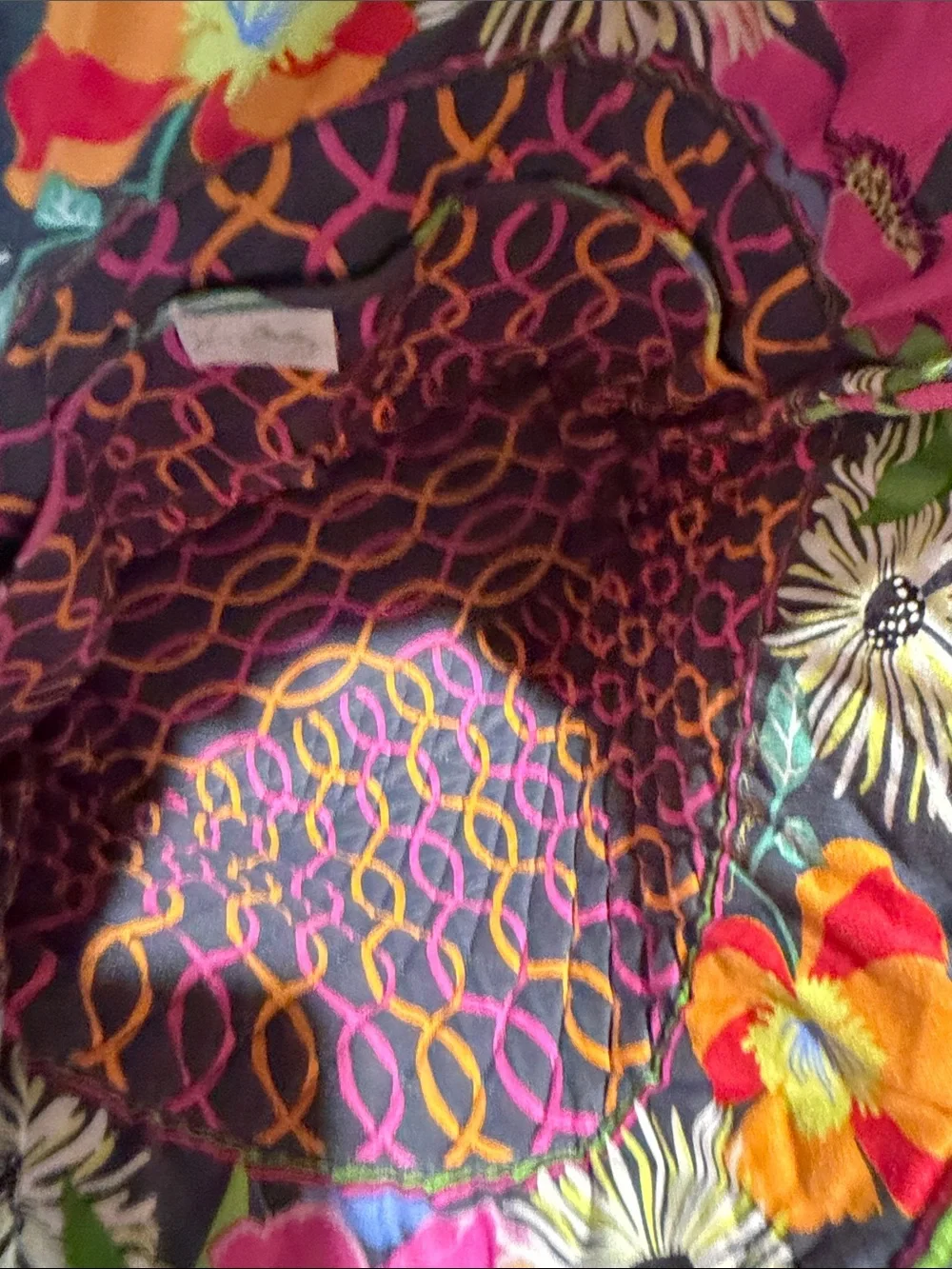 Vera Bradley Quilted Floral Tote in Navy with Multicolor Blooms- like New